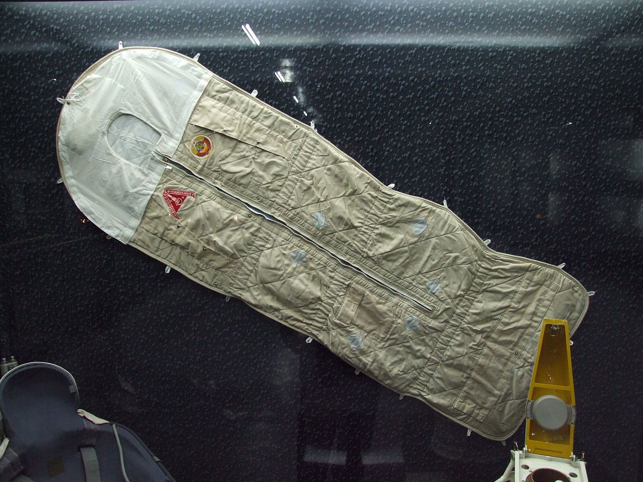 Sac de dormit rusesc folosit in expeditiile Mir and International Space Station